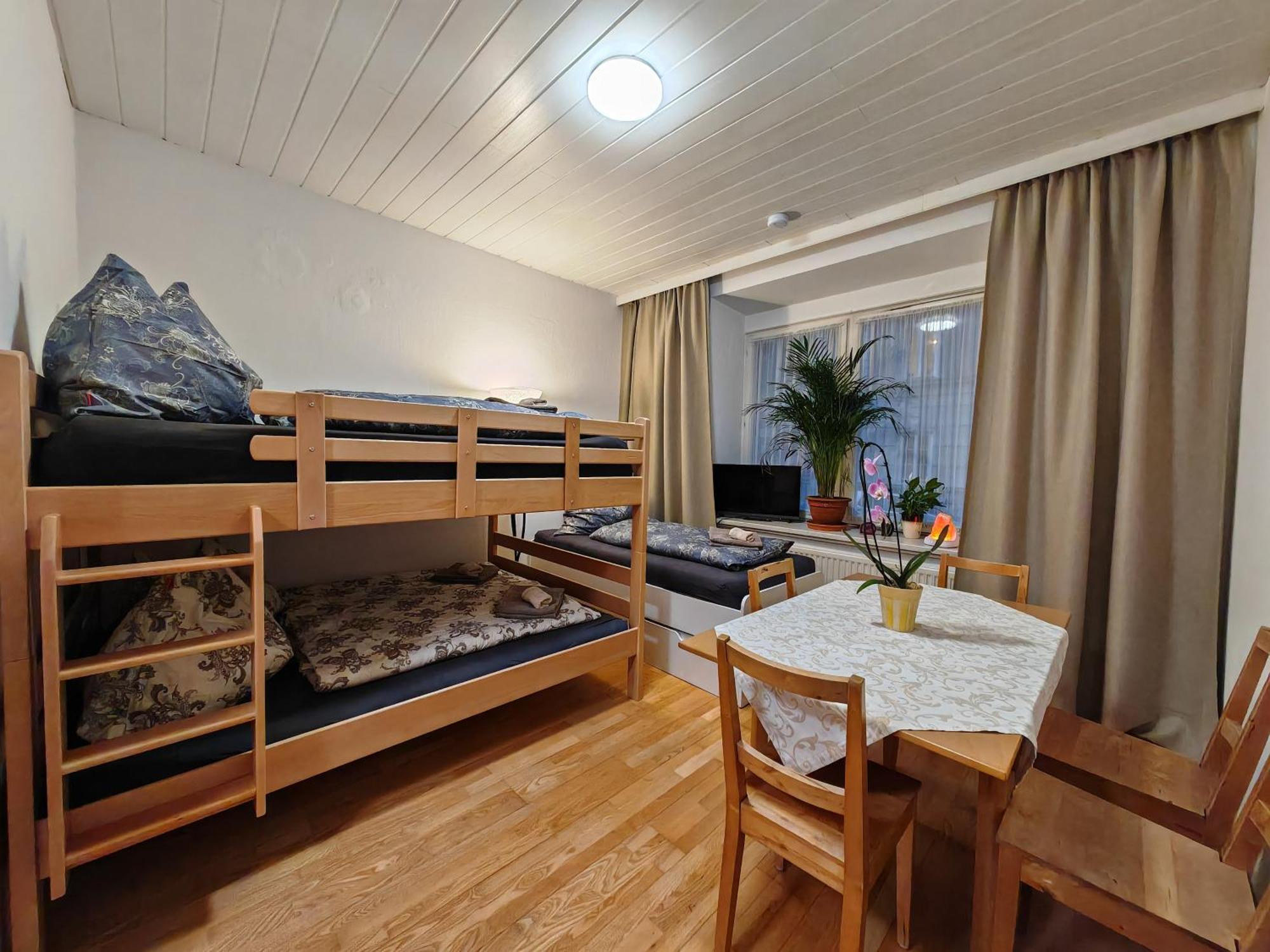 New! With Optional Sauna Innsbruck